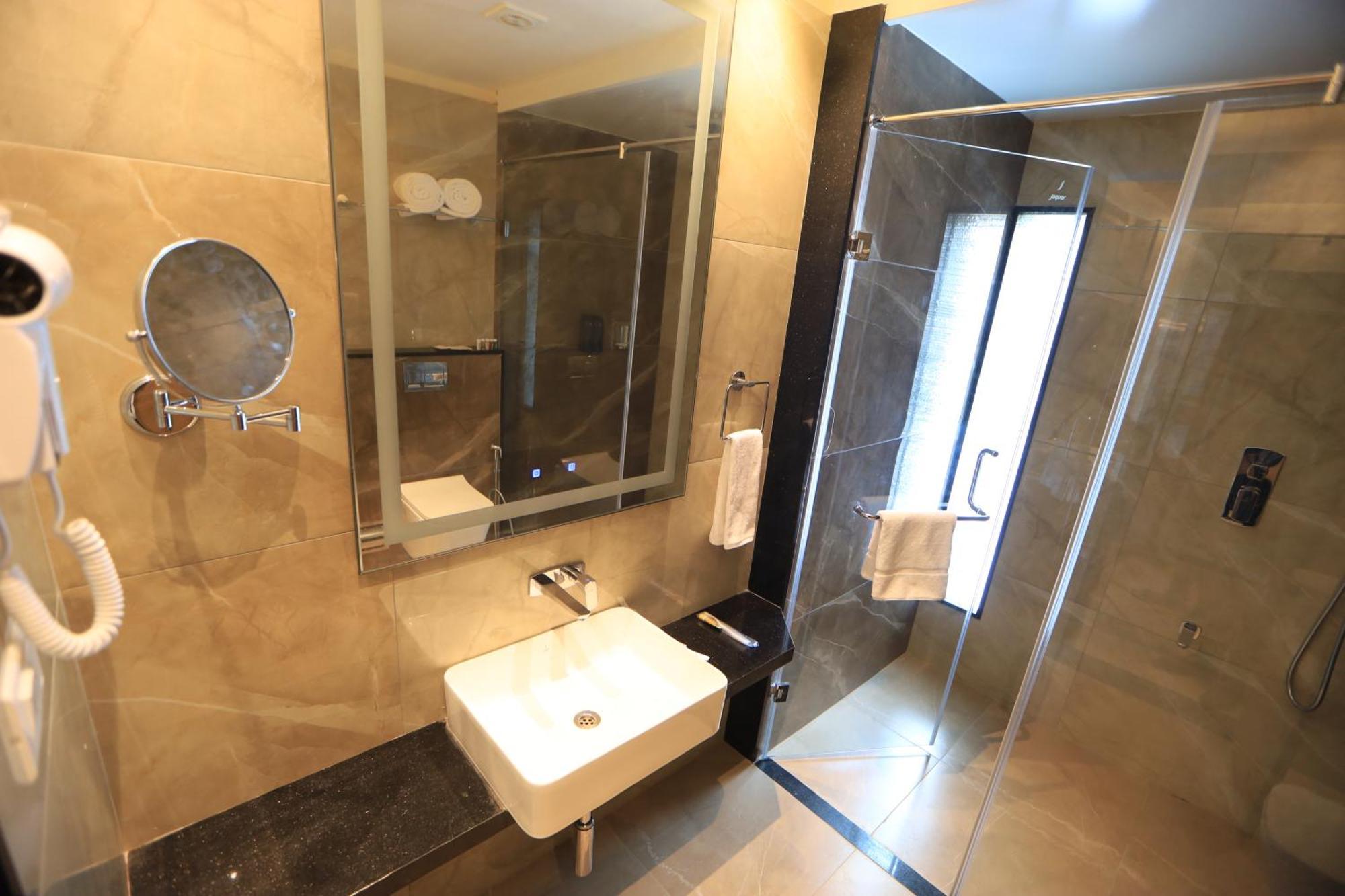 Kings Bury Inn Kumbakonam Eksteriør bilde